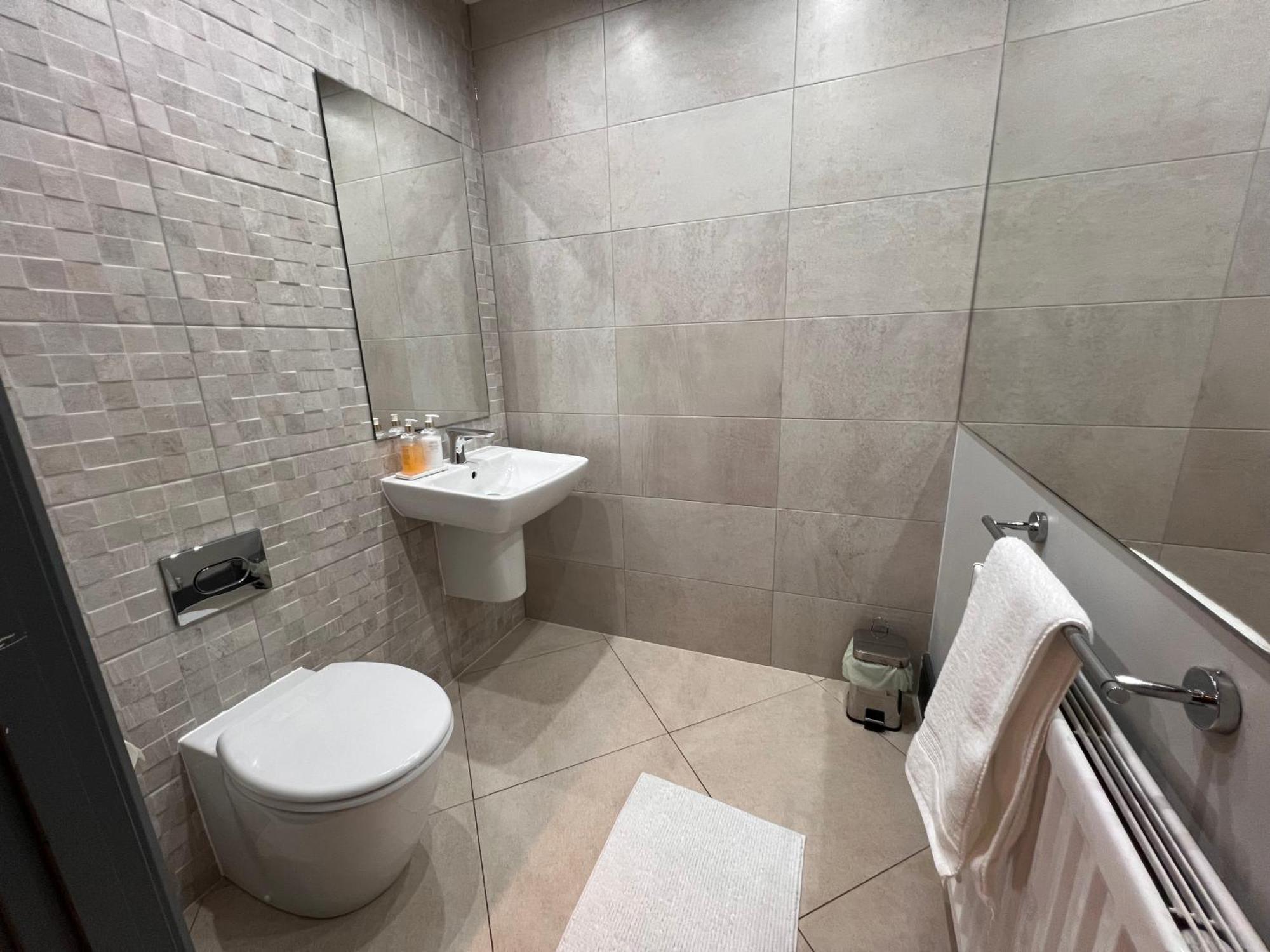 Luxury Durham Home In Dh1, Free Parking, No Fees エクステリア 写真