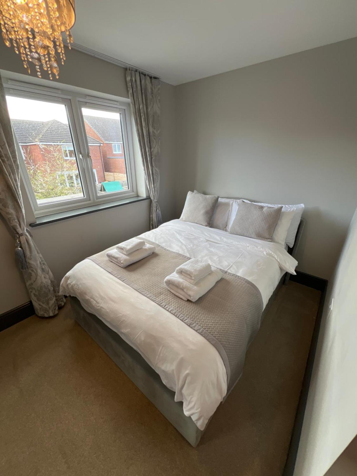 Luxury Durham Home In Dh1, Free Parking, No Fees エクステリア 写真